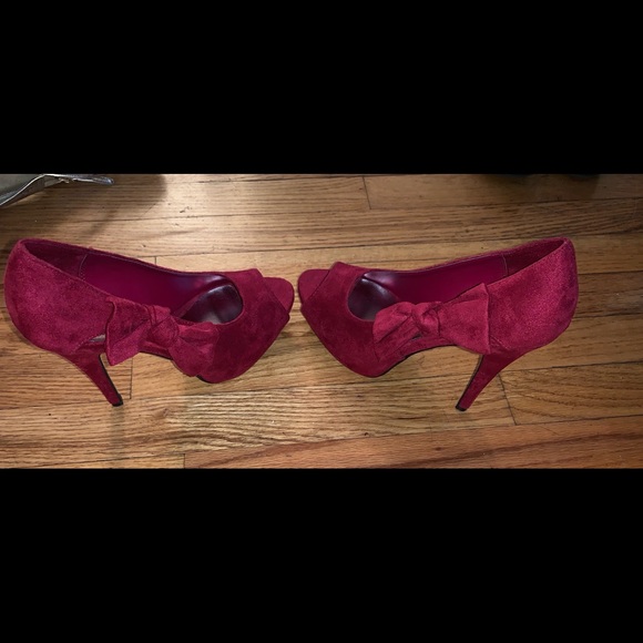 Heels - Picture 1 of 3